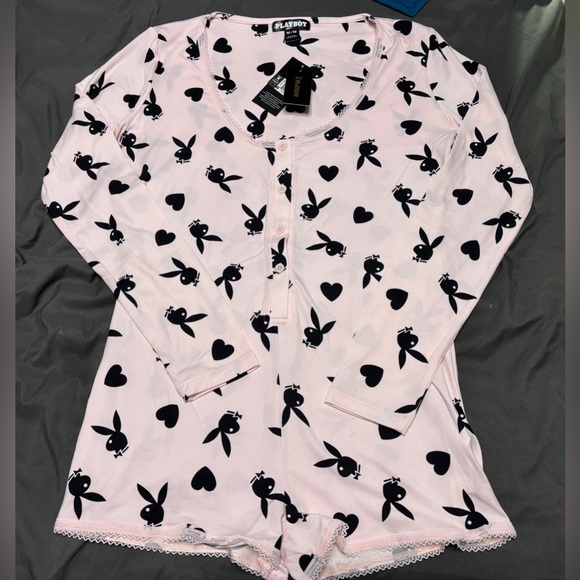 BNWT PLAYBOY LACE TRIM PAJAMA ROMPER PINK - Picture 3 of 11